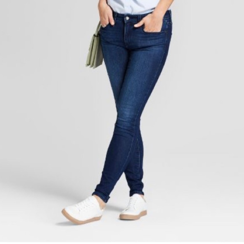 Universal Thread Mid-Rise Skinny Fit Jeans Size 8